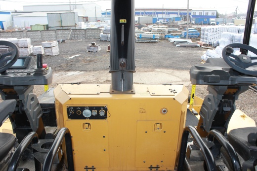 Гусеничный асфальтоукладчик CAT AP655F ширина укладки 2,5-5.0 м. 2018 г.в.  Наработка:1722 м/ч