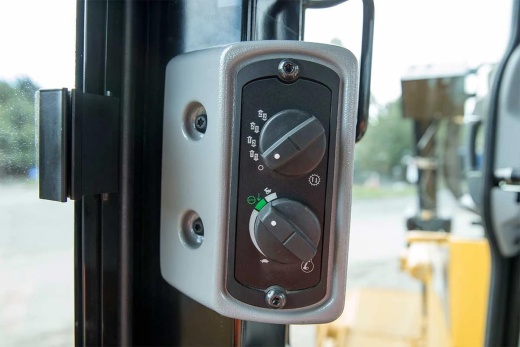 Бульдозер CAT D6R2