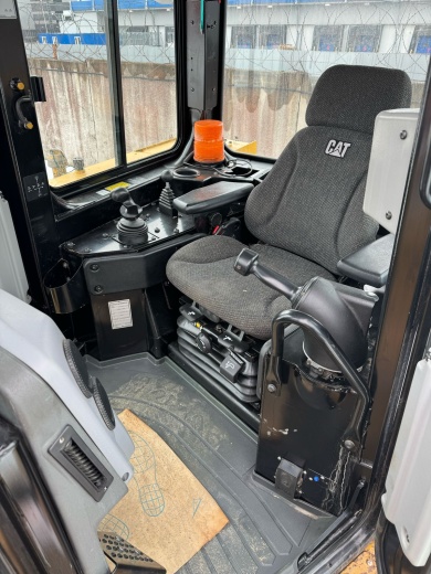 Бульдозер CAT D6R2 2020 г.в. Наработка: 4200 м/ч