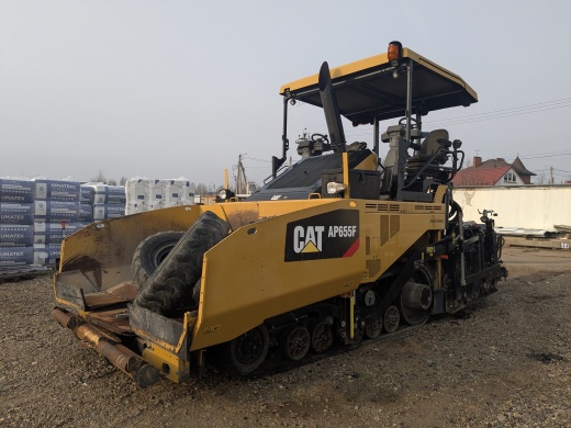 Гусеничный асфальтоукладчик CAT AP655F ширина укладки 2,5-5.0 м. 2018 г.в.  Наработка:1722 м/ч