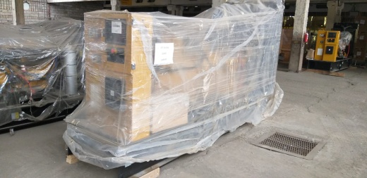 Дизельная генераторная установка CAT C15 (model DE550E0) открытый