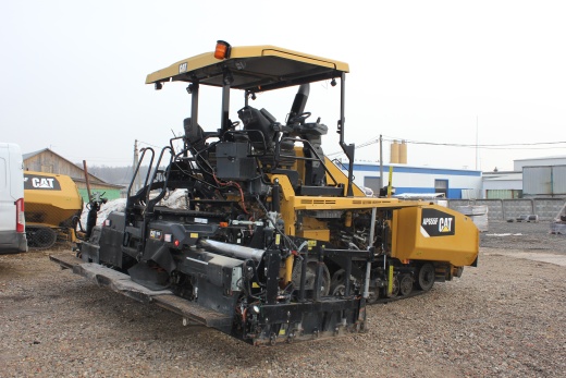 Гусеничный асфальтоукладчик CAT AP655F ширина укладки 2,5-5.0м. 2017 г.в.  Наработка: 2 155 м/ч