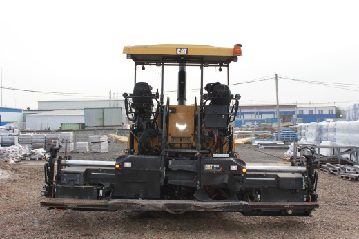 Гусеничный асфальтоукладчик CAT AP655F ширина укладки 2,5-5.0м. 2017 г.в.  Наработка: 2 155 м/ч
